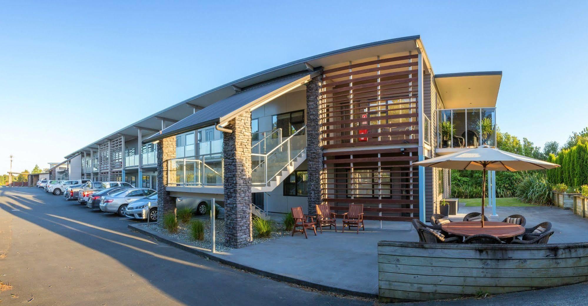 Amity Court Motel Stratford Exterior foto